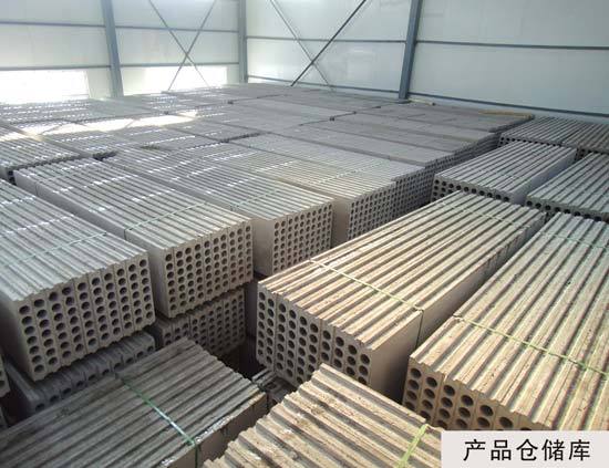 > 产品仓储库    产品说明: 南乐县恒通新型建筑材料厂,主要生产轻质